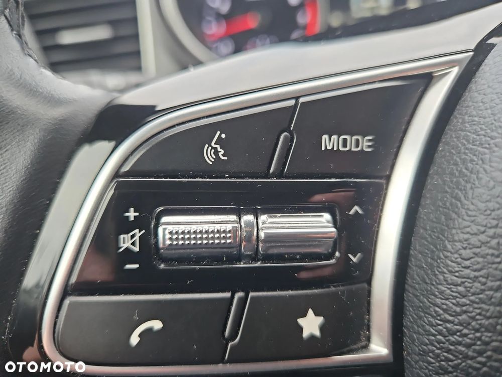 Kia XCeed 1.5 T-GDI M - 18