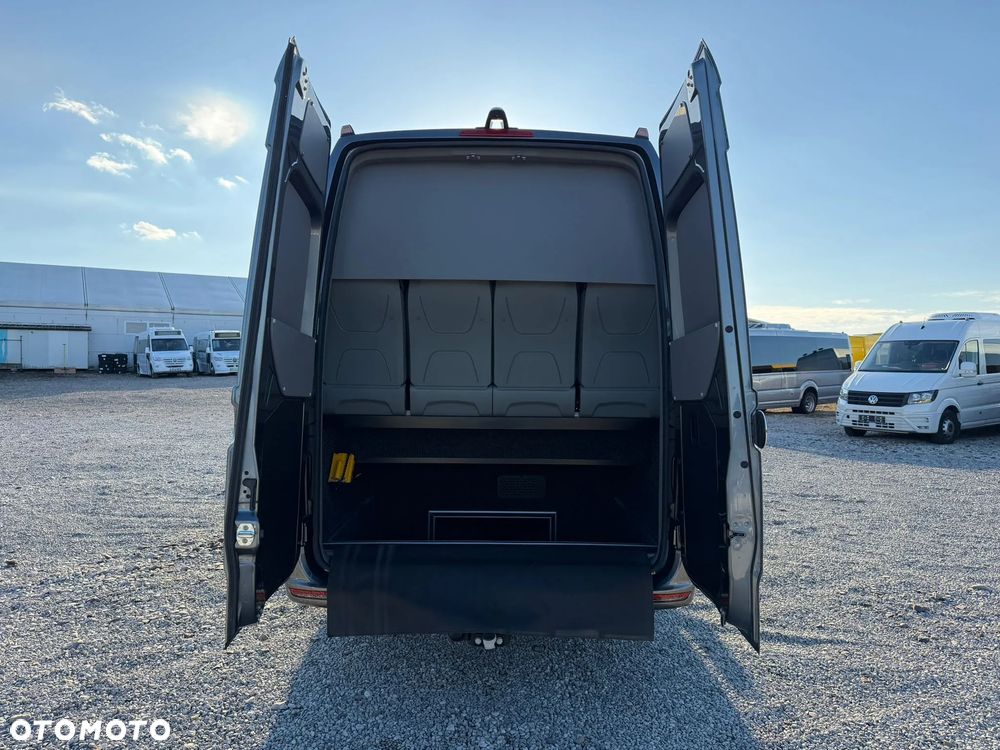 Mercedes-Benz Sprinter 519 - 9