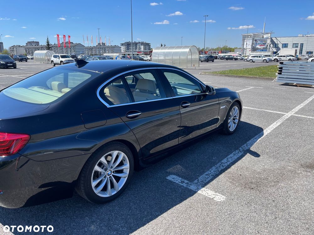 BMW Seria 5 520d Luxury Line - 4