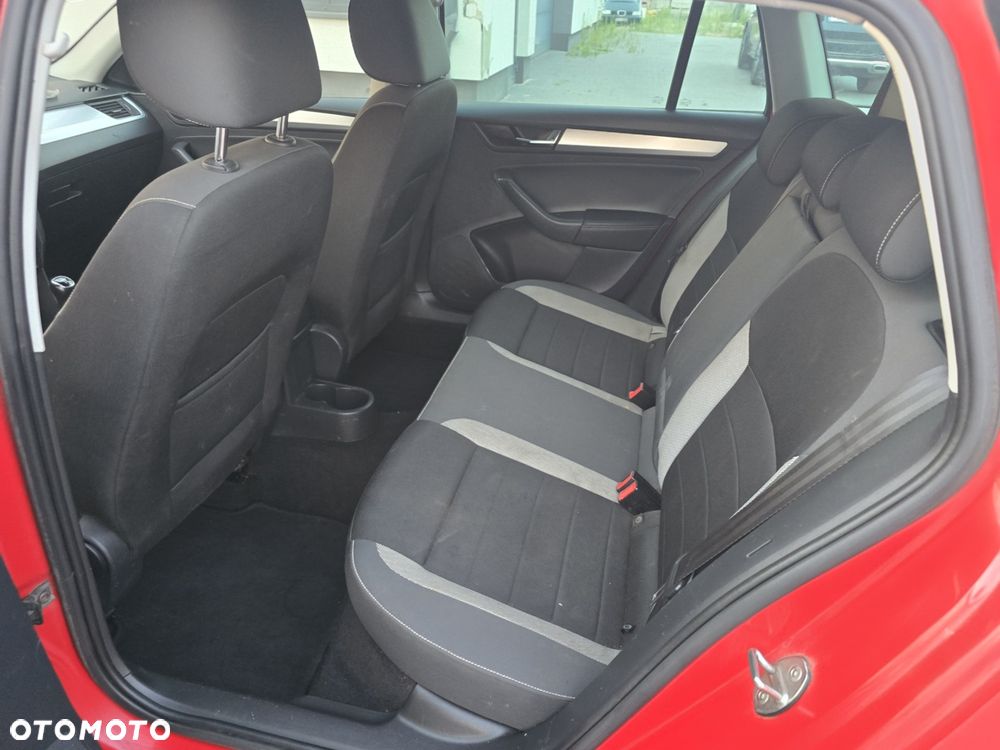 Skoda RAPID 1.6 TDI DPF Ambition - 15
