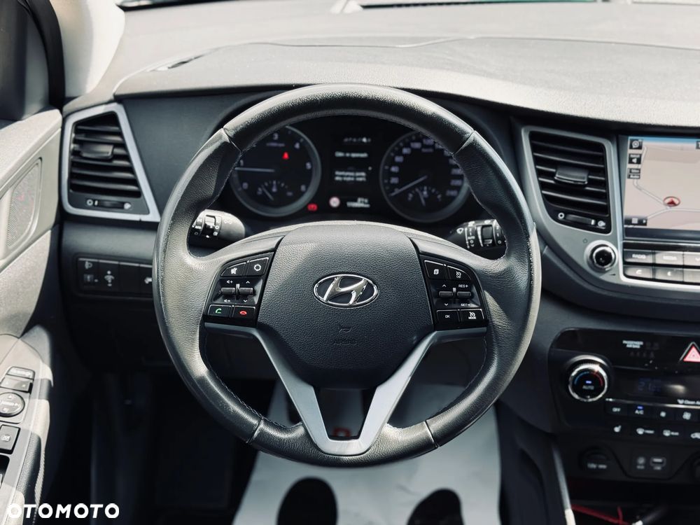 Hyundai Tucson blue 1.7 CRDi 2WD Style - 22
