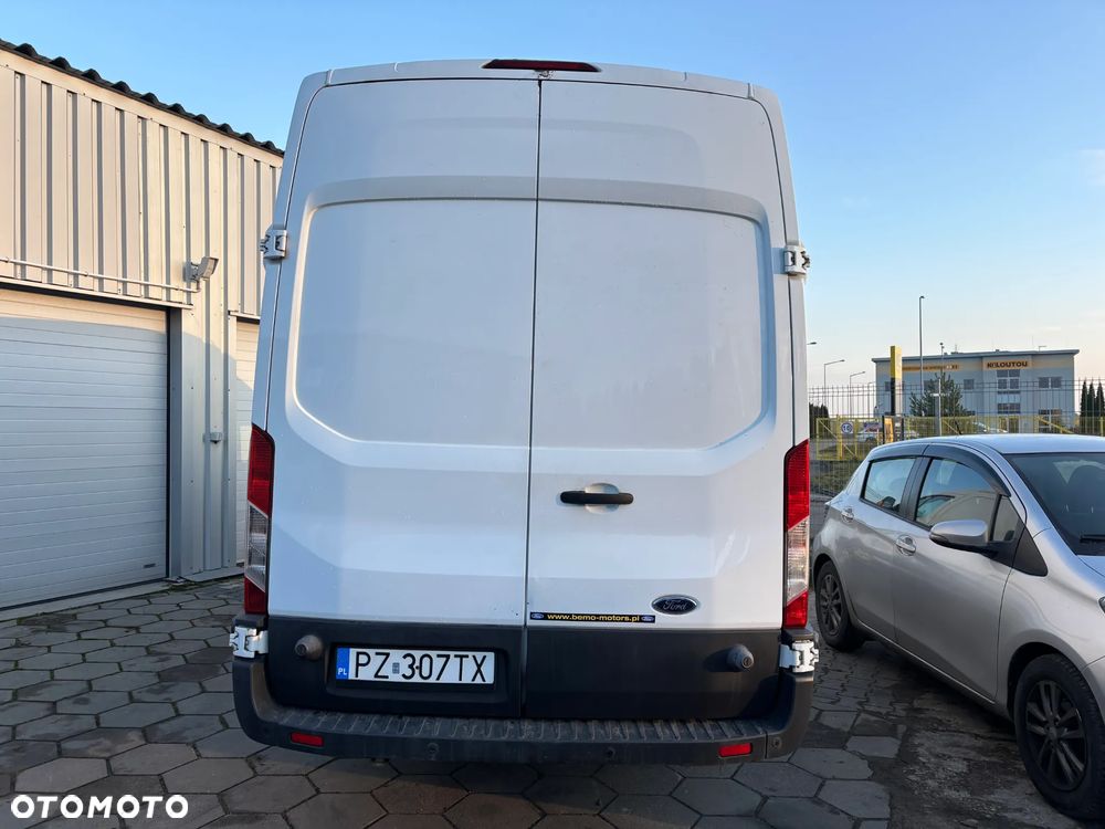 Ford TRANSIT - 11