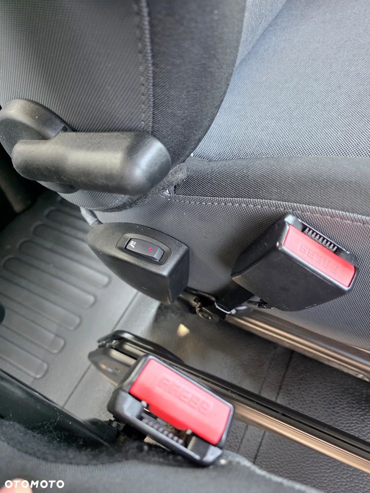 Renault MASTER 2,3 DCI 163 KONNA DOKA BRYGADÓWKA 7 OSOBOWA 3,3M SKRZYNIA KLIMA WEBASTO GWARANCJA BLIŻNIAKI DO 3,5T - 33