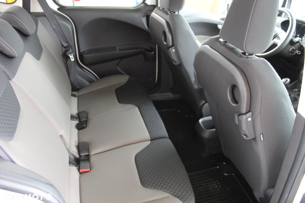 Ford Tourneo Courier 1.5 TDCi Trend - 12