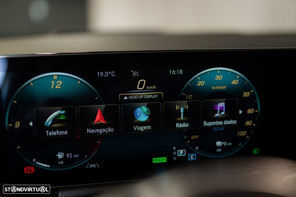 Mercedes-Benz GLA 250 e 8G-DCT AMG Line - 42