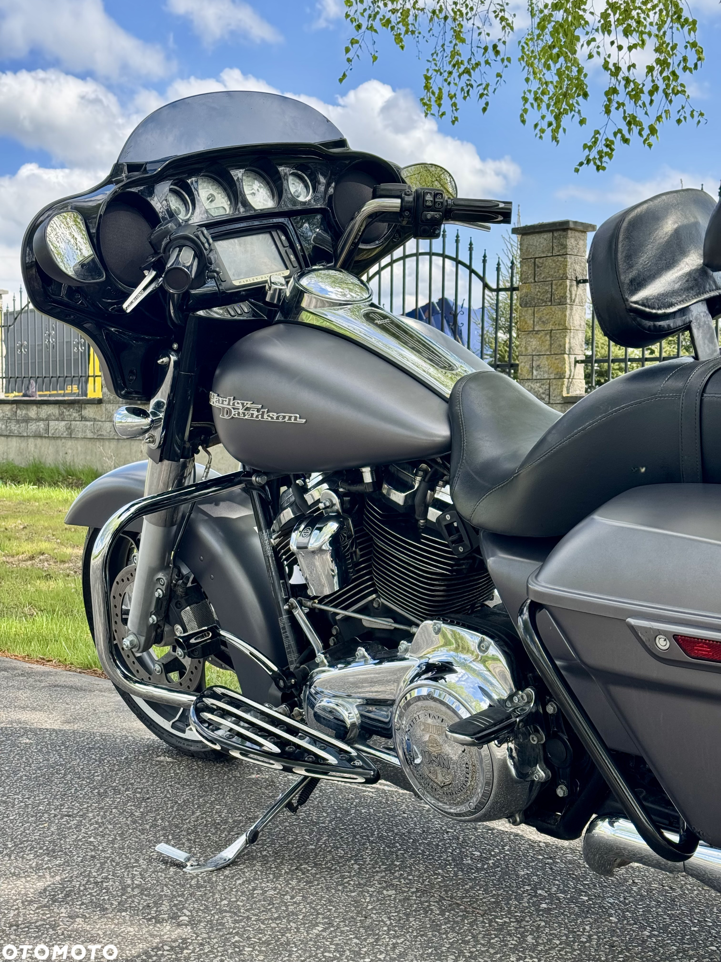 Harley-Davidson FLHXS Special - 11