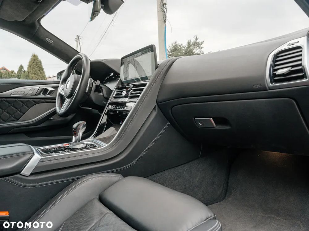 BMW M8 Competition - 8