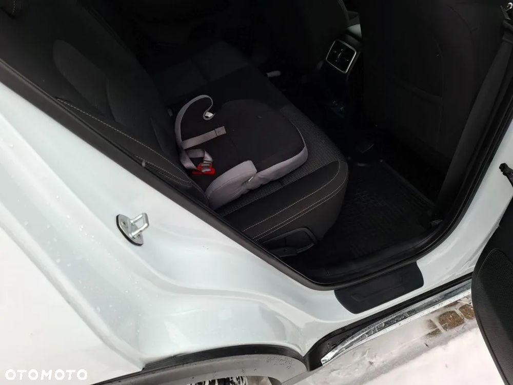 Kia Sportage 1.6 T-GDI L Business Line 4WD DCT - 25