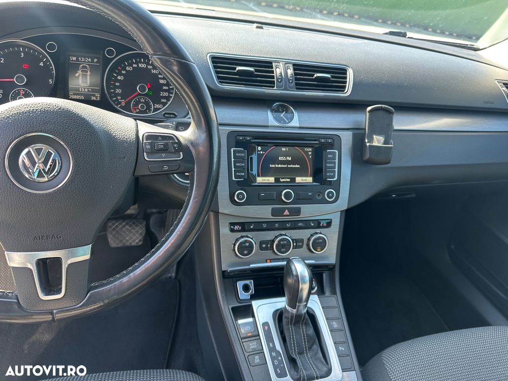 Volkswagen Passat 2.0 TDI DSG BlueMotion Technology Comfortline - 27