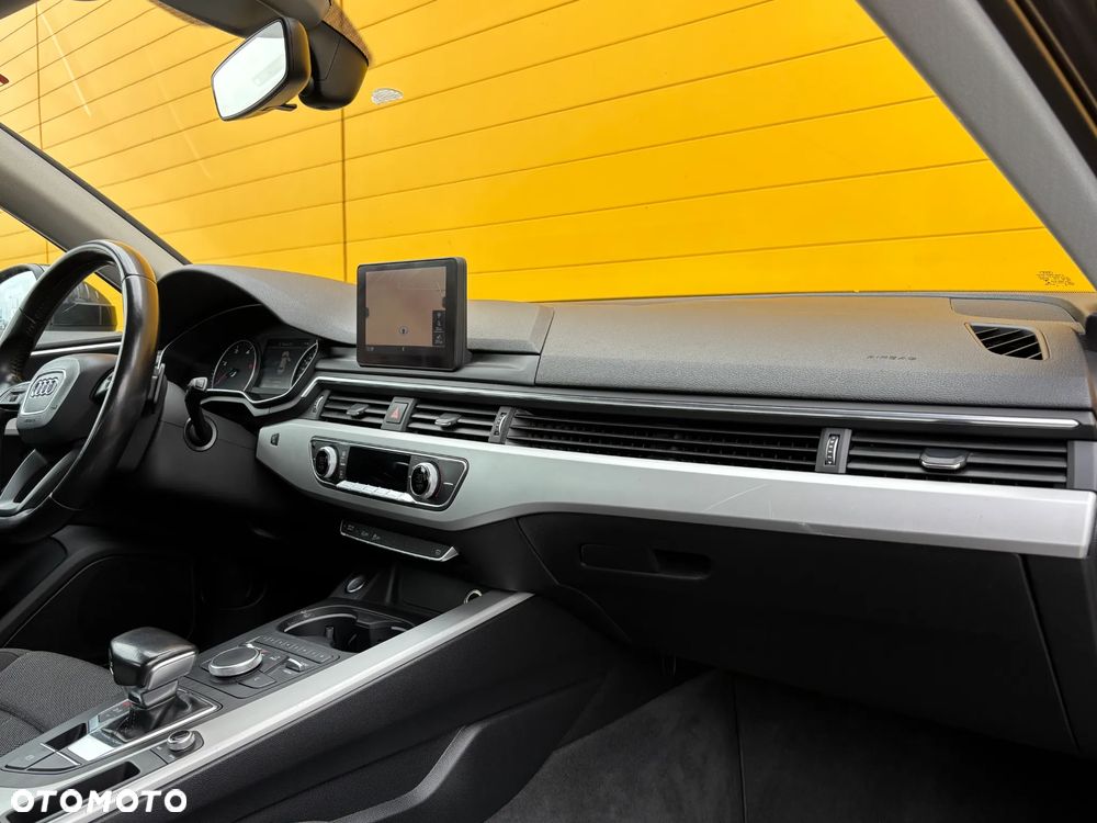 Audi A4 Avant 2.0 TDI S tronic - 34