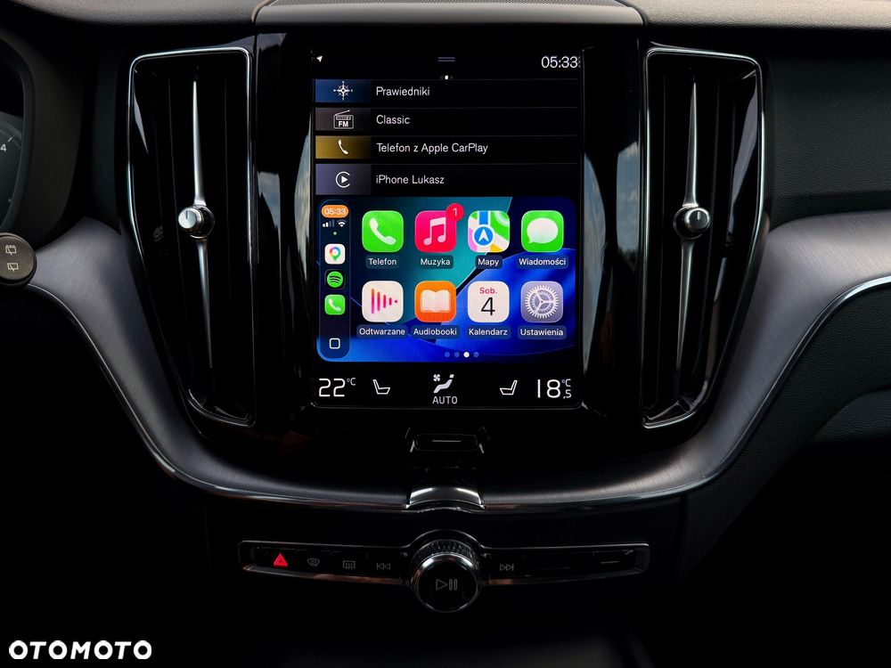 Volvo XC 60 B4 D AWD Momentum Pro - 21