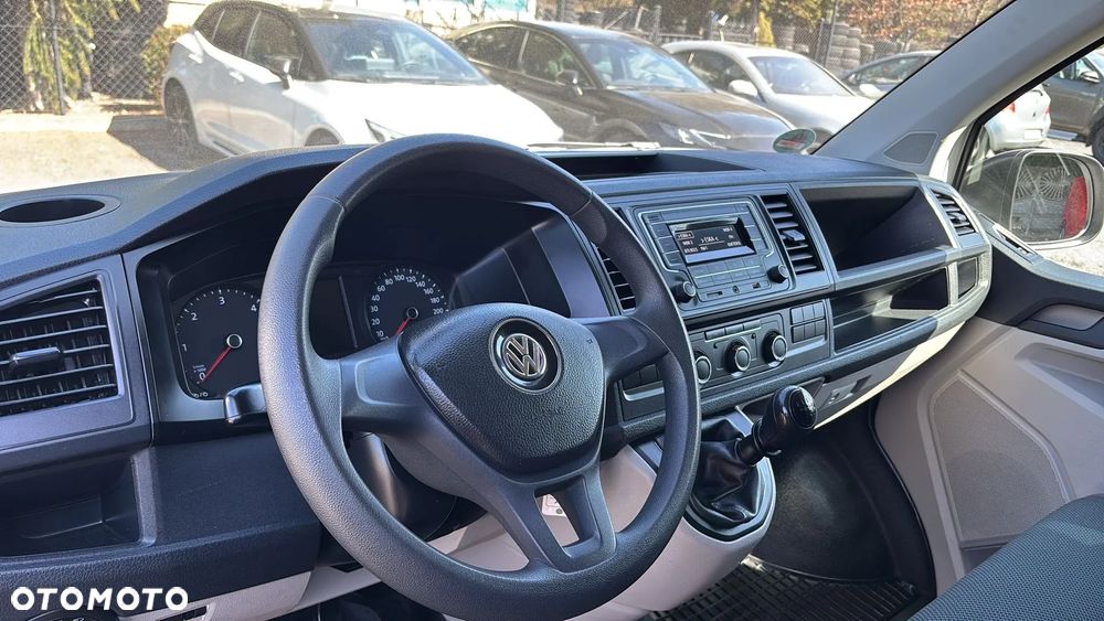 Volkswagen Transporter - 13