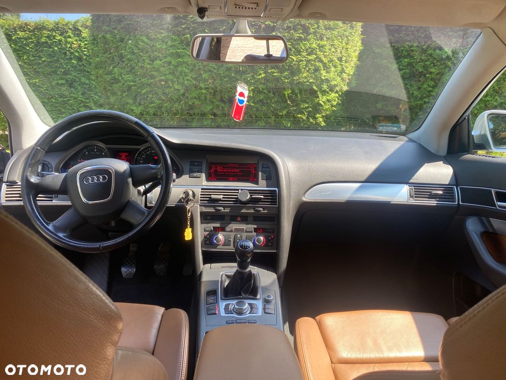 Audi A6 Avant - 10