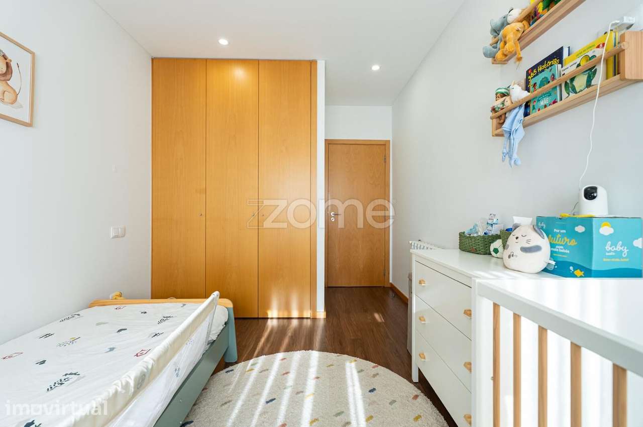 Apartamento T2 com Suíte e Garagem em Vilar do Paraíso – Gaia - Grande imagem: 4/25