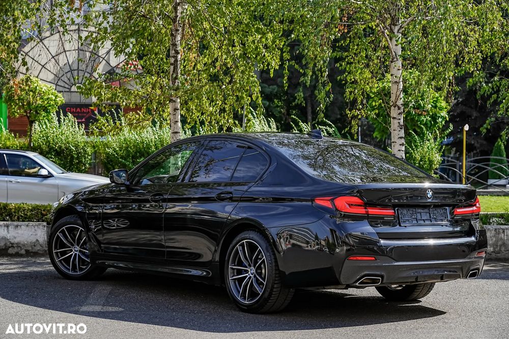 BMW Seria 5 530i Aut. M Sport Edition - 12