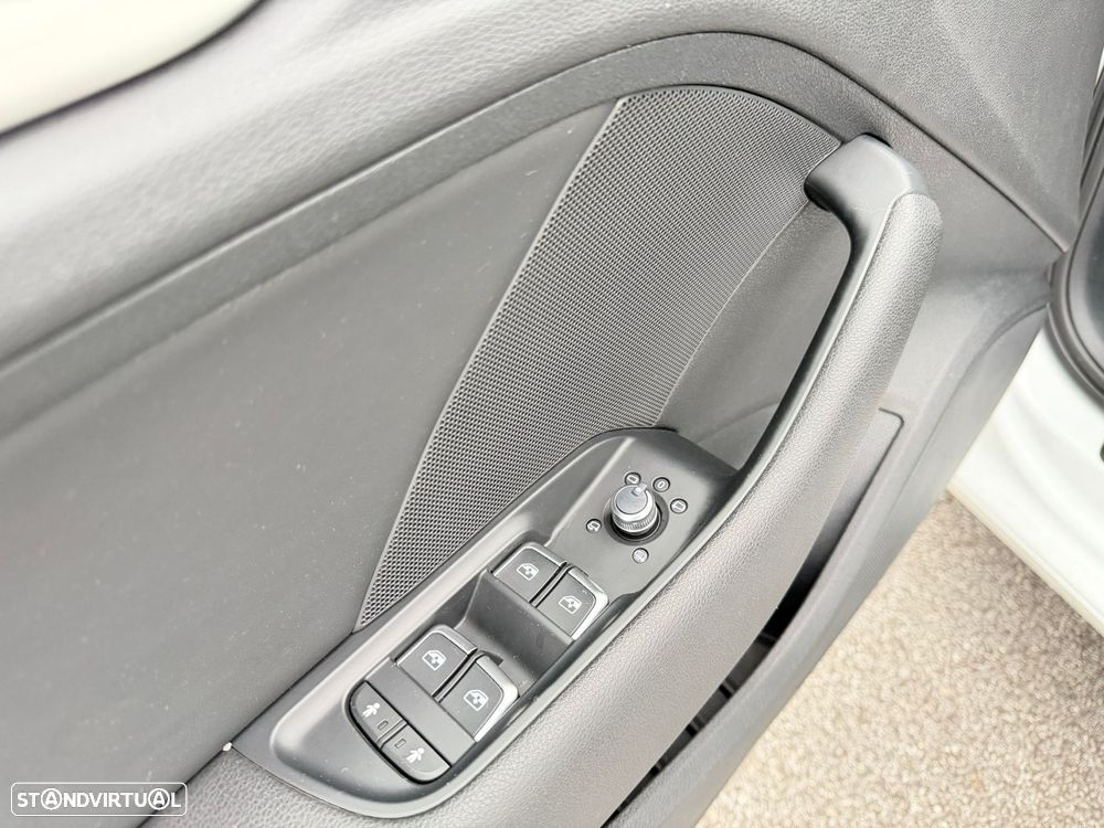 Audi A3 Sportback 1.6 TDI S-line S tronic - 28