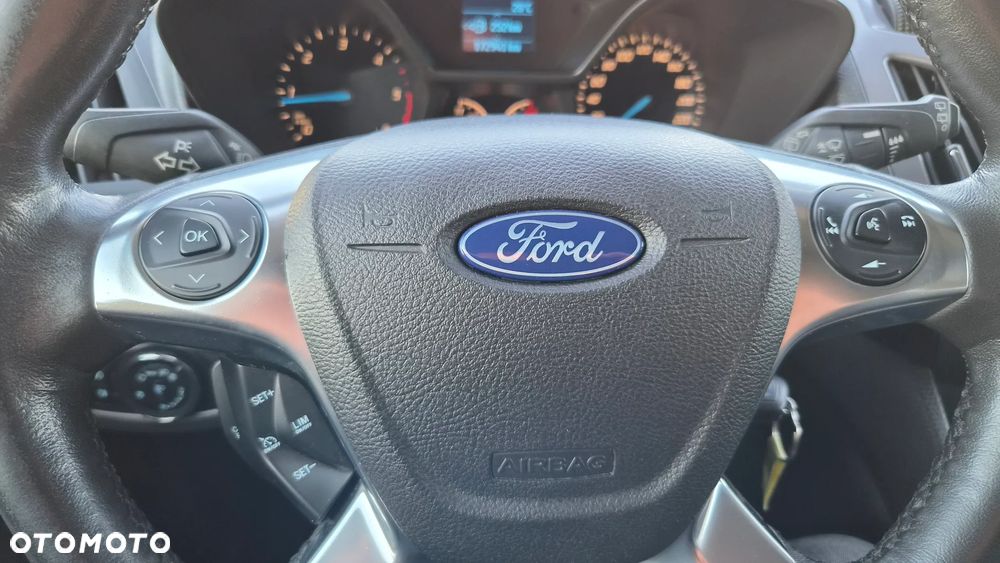 Ford Tourneo Connect 1.5TDCi Titanium - 10