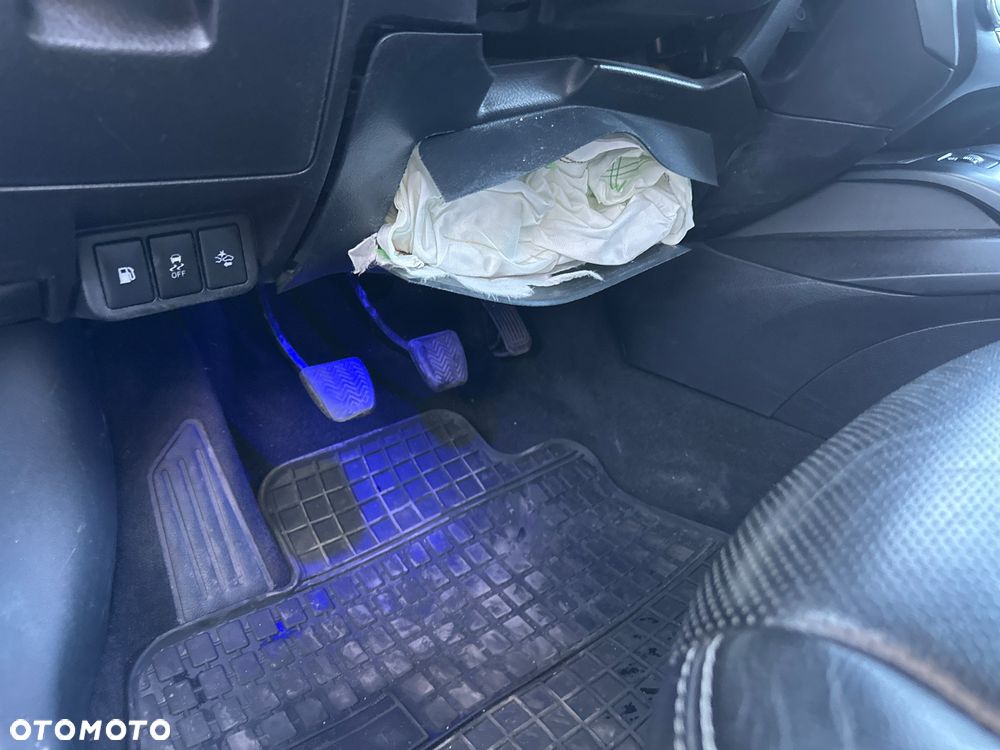 Toyota Avensis 1.8 Prestige - 23