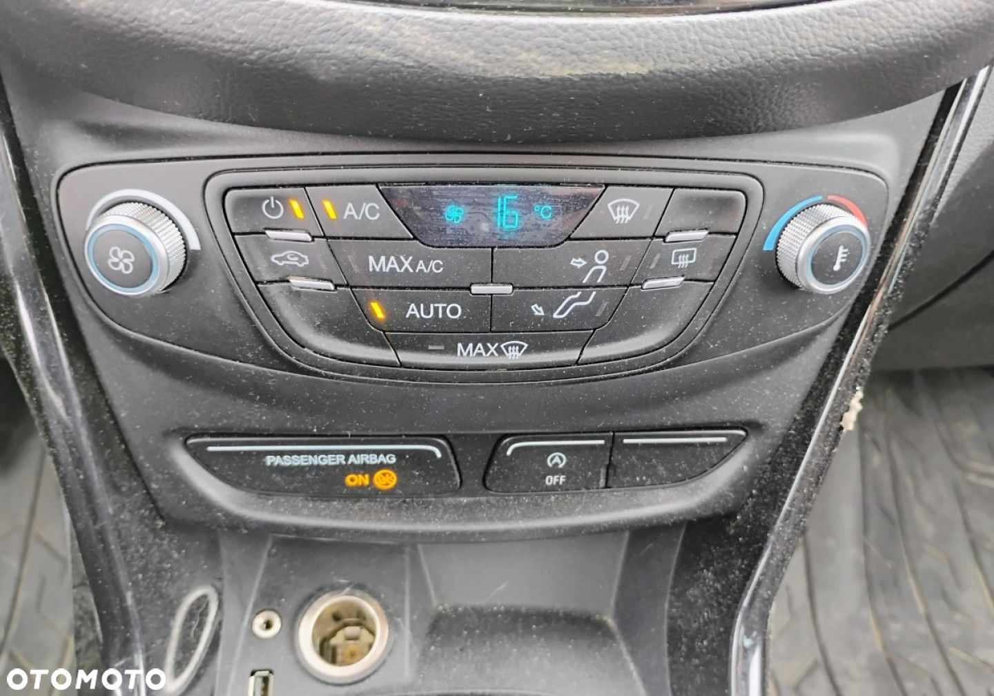 Ford B-MAX - 16