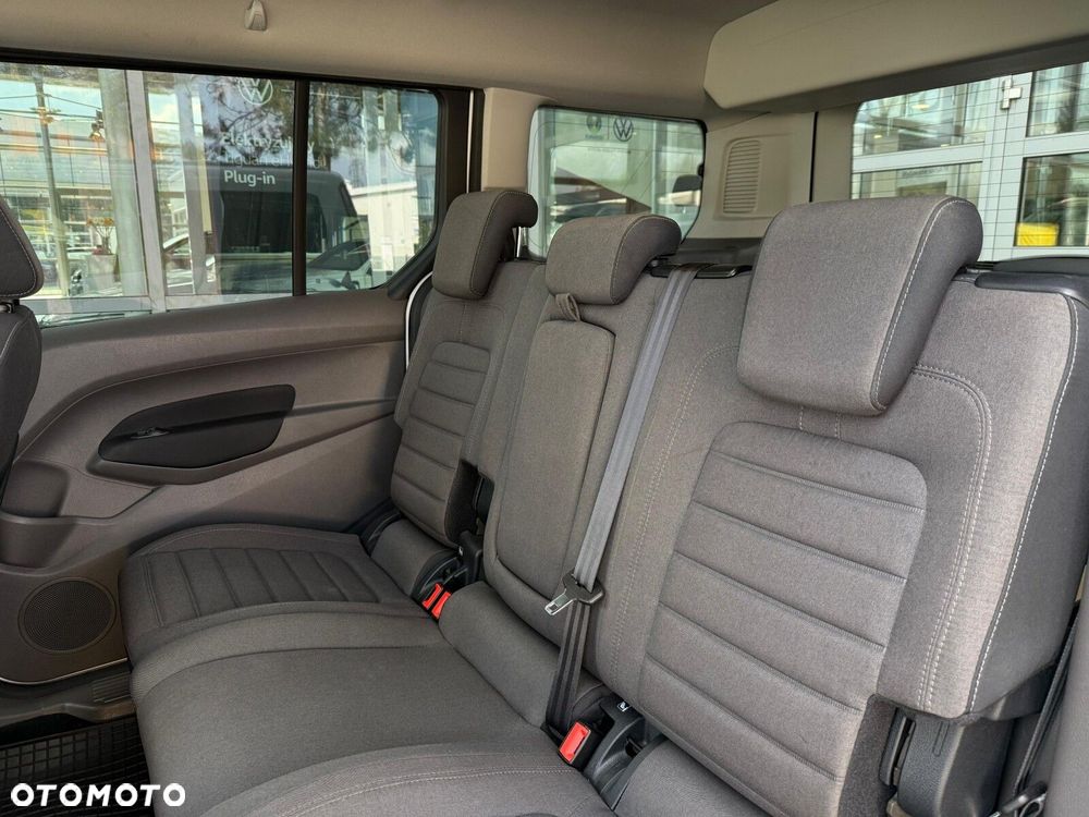 Ford Tourneo Connect Grand - 12