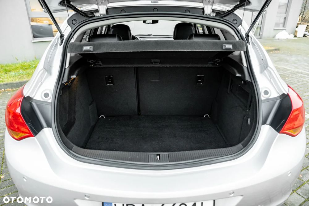 Opel Astra 1.4 Turbo Automatik - 21