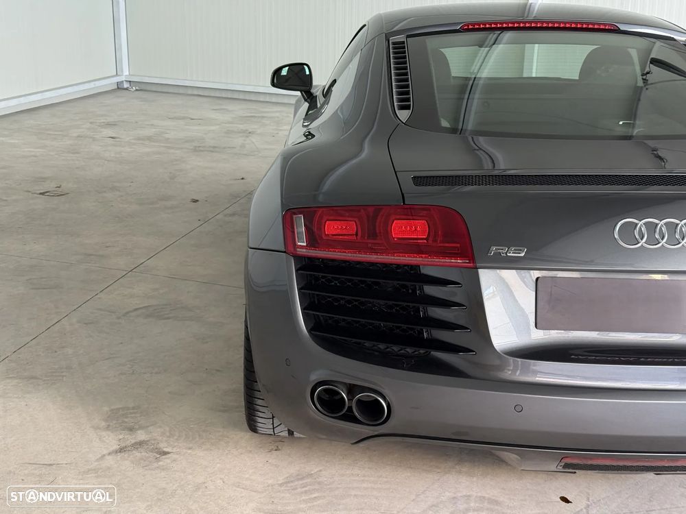 Audi R8 Coupé 4.2 FSI quattro R tronic - 38