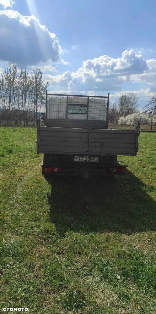 Nissan cabstar - 4