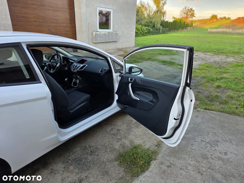 Ford Fiesta 1.25 Champions Edition - 13