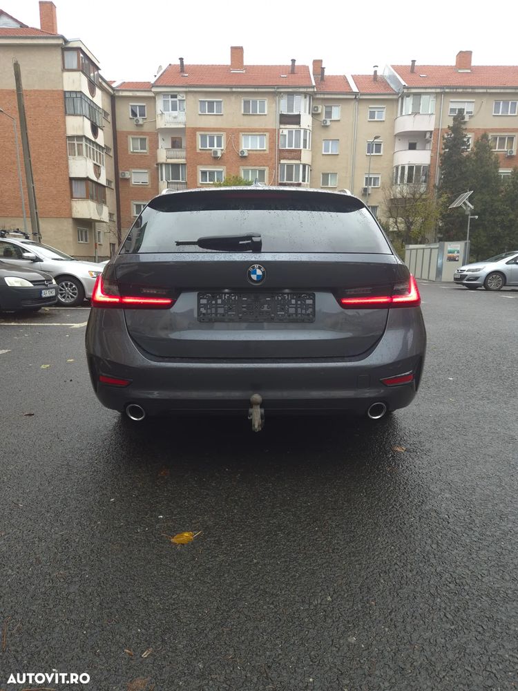 BMW Seria 3 320d Touring Aut. - 3