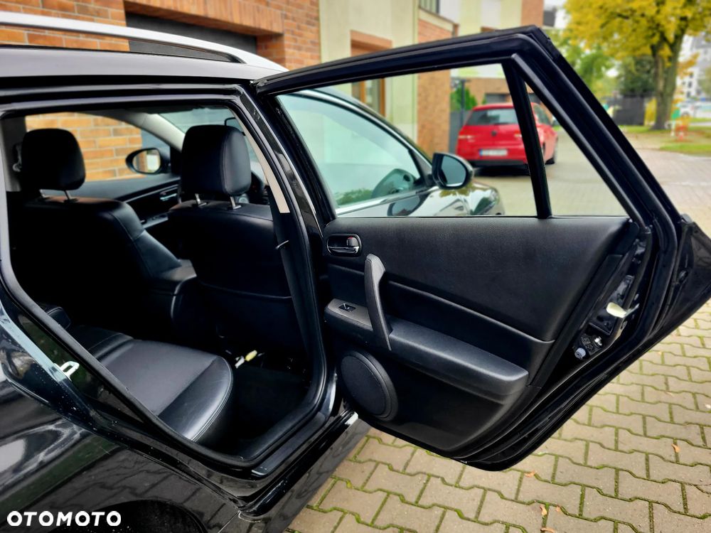 Mazda 6 2.2 CD Exclusive + - 32