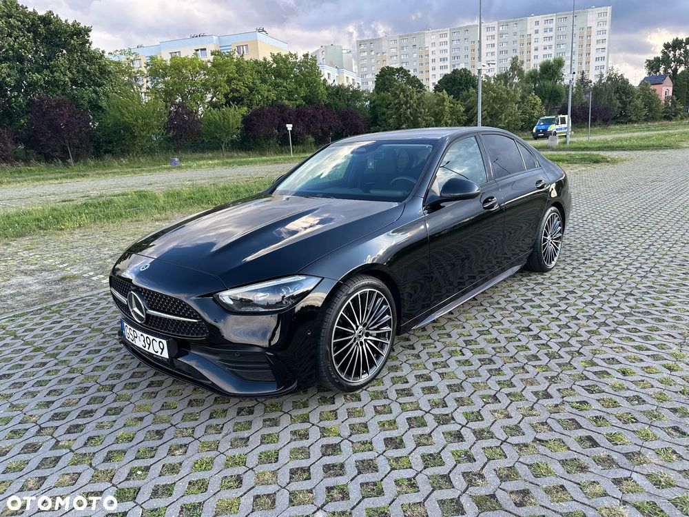 Mercedes-Benz Klasa C 180 9G-TRONIC AMG Line Advanced - 24