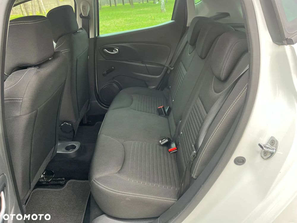 Renault Clio 1.2 16V 75 LIMITED - 18