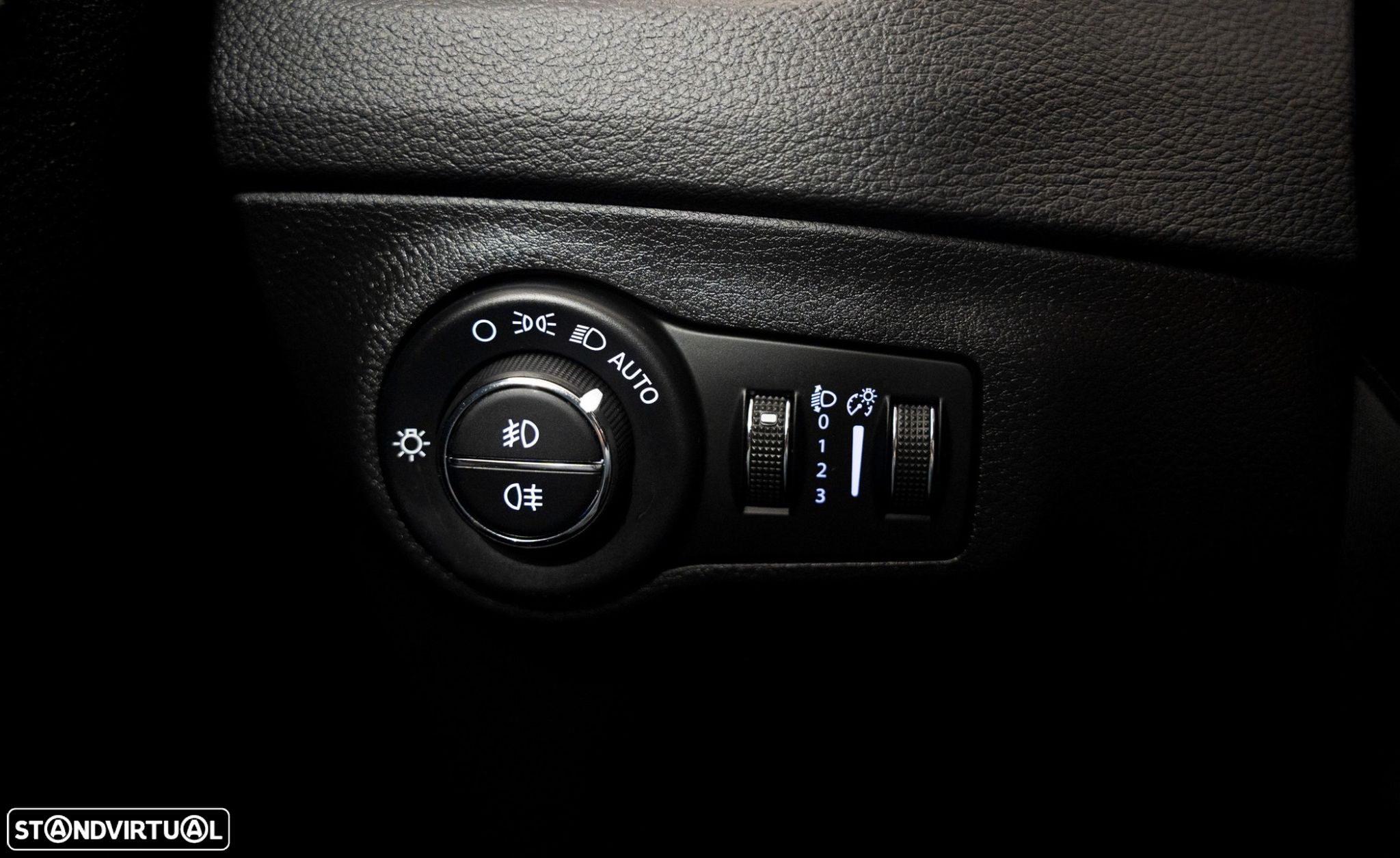 Jeep Compass 1.6 M-Jet Limited - 11