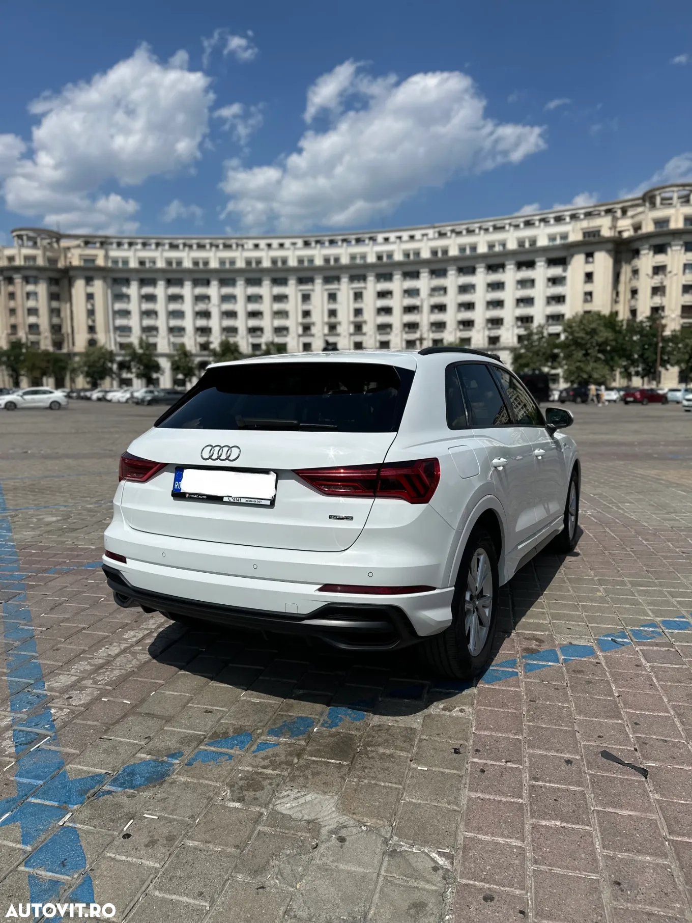 Audi Q3 2.0 40 TFSI S tronic quattro - 9