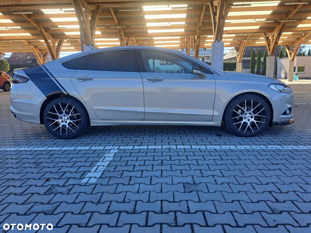 Ford Fusion - 18