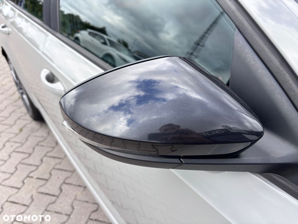 Skoda Octavia 2.0 TSI RS - 33