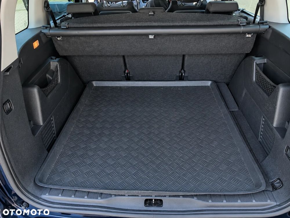 Peugeot 5008 HDI FAP 150 Premium - 28
