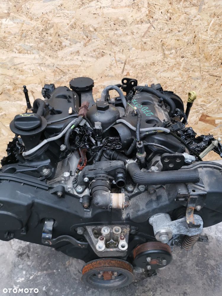 Citroen C5 X7 2.7 HDI Silnik DT17TED4 - 6