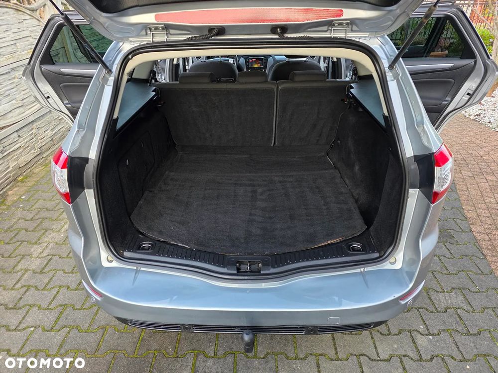 Ford Mondeo 2.0 TDCi Ambiente - 17