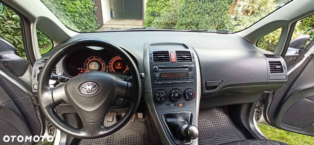 Toyota Auris - 9