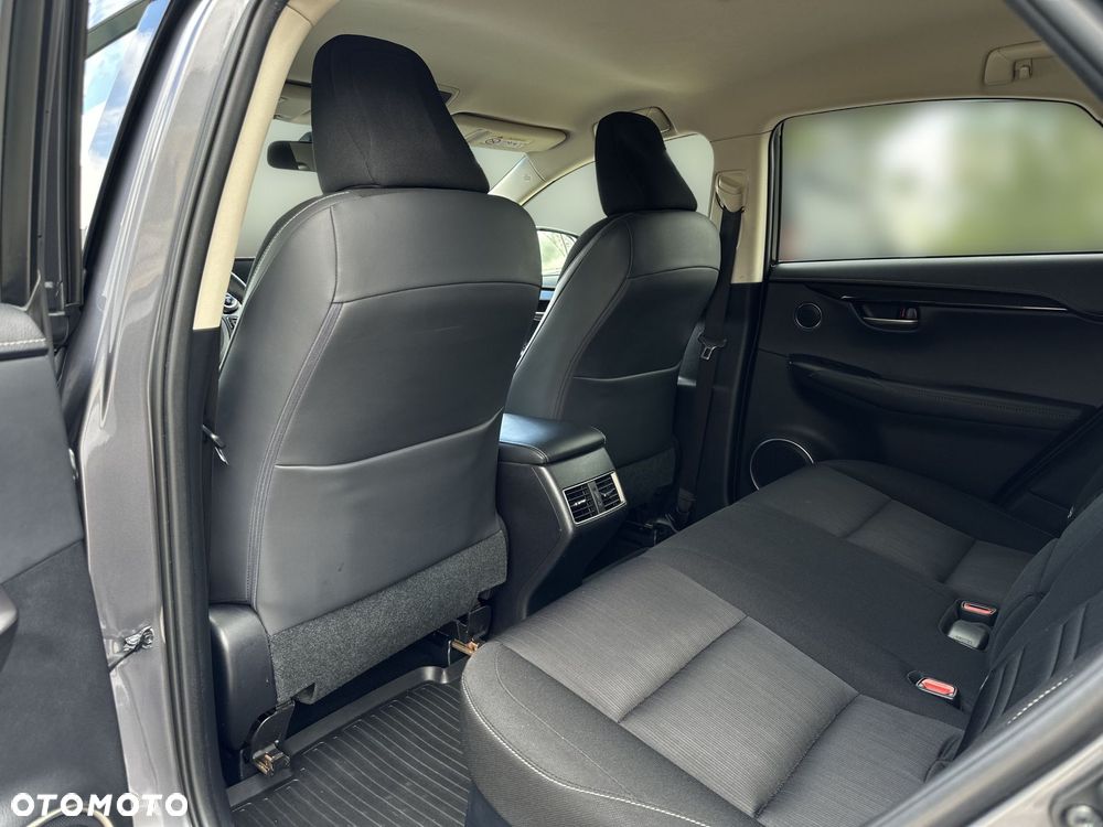 Lexus NX 300h Elite AWD - 12