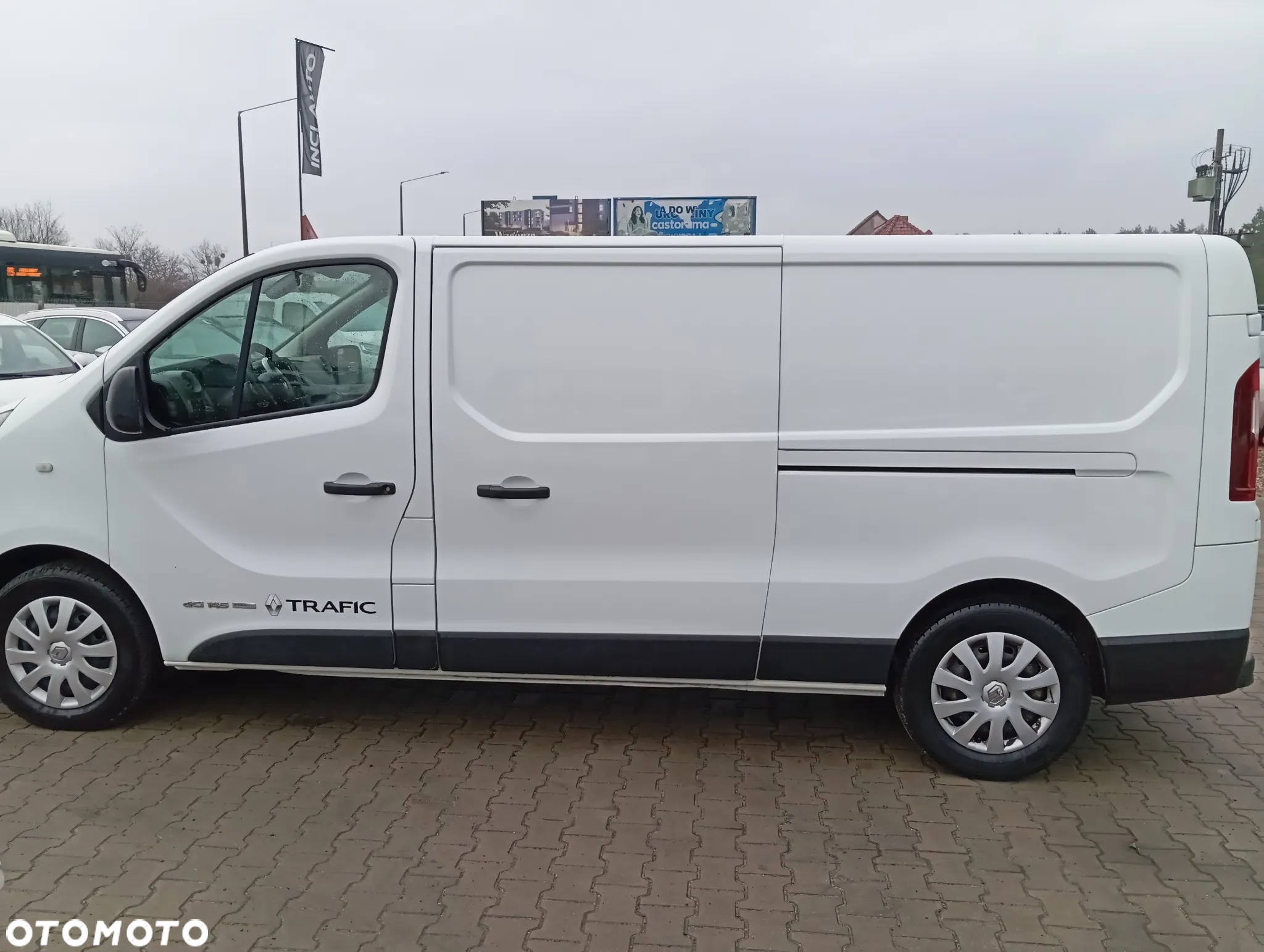 Renault Trafic - 10