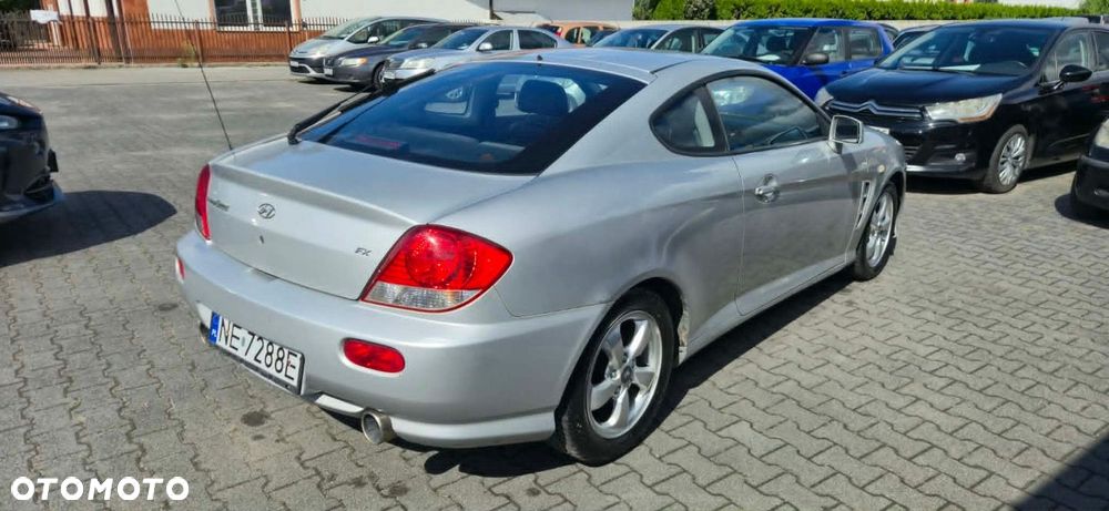 Hyundai Coupe - 3