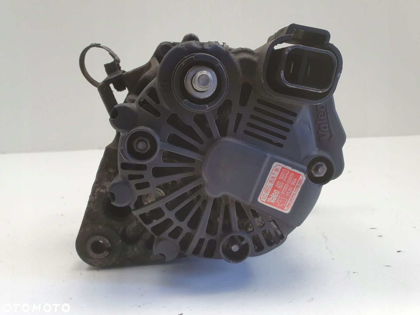 Hyundai Getz 1.4 16V ALTERNATOR 37300-22650 valeo 90A - 4