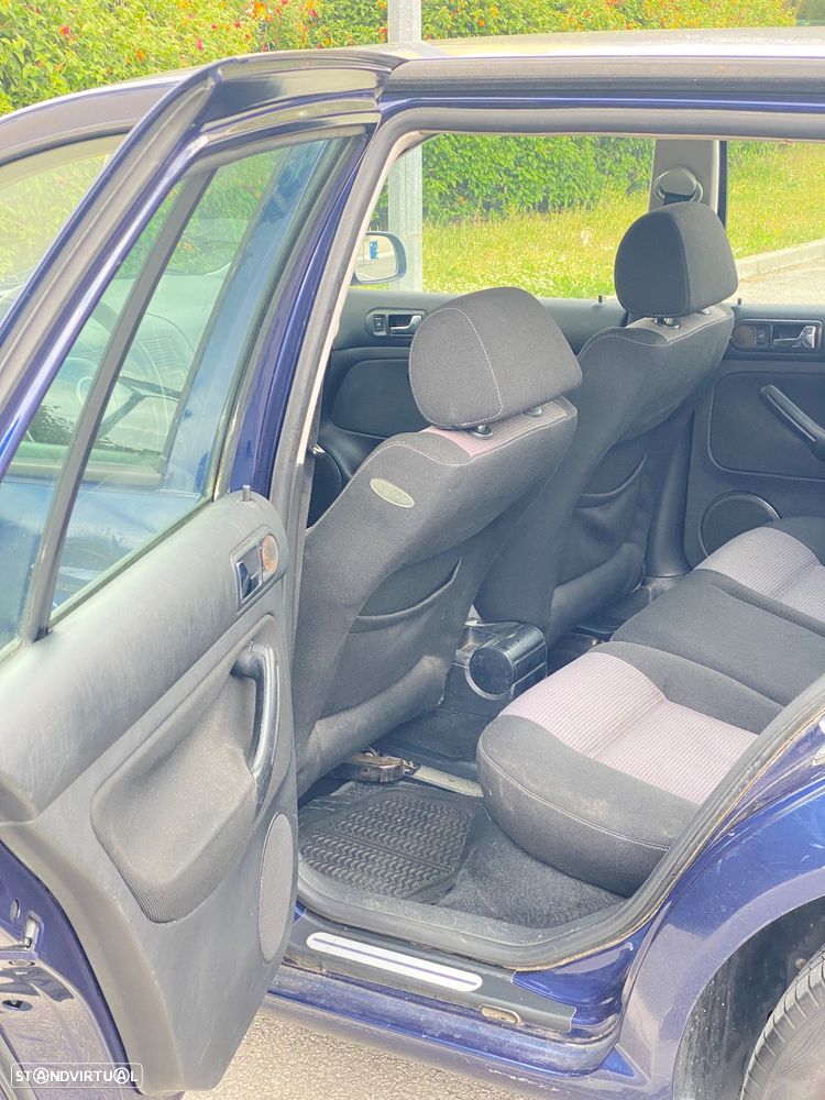 VW Golf 1.4i Pacific - 9