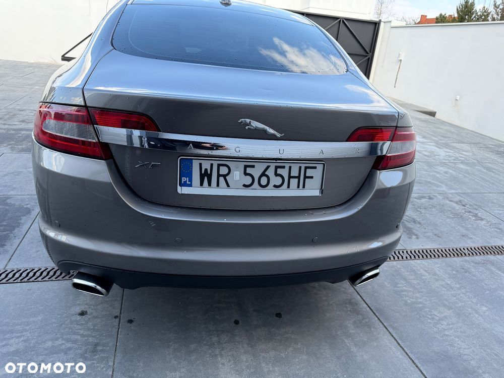 Jaguar XF 3.0 V6 Luxury - 8