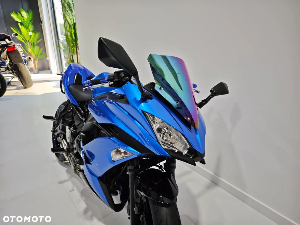 Kawasaki Ninja - 8