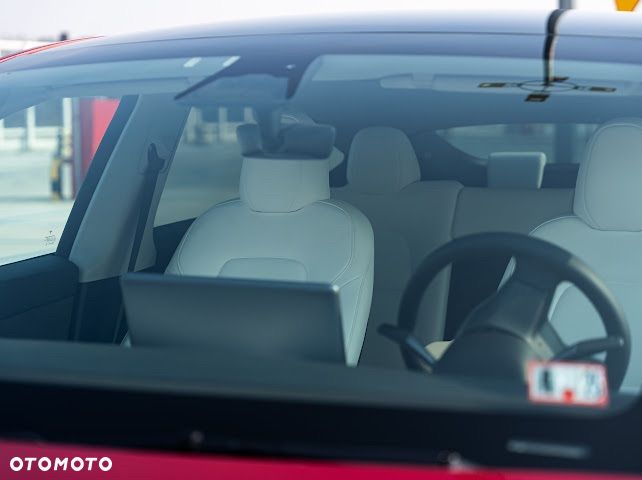 Tesla Y Model Long Range Dual Motor AWD - 3