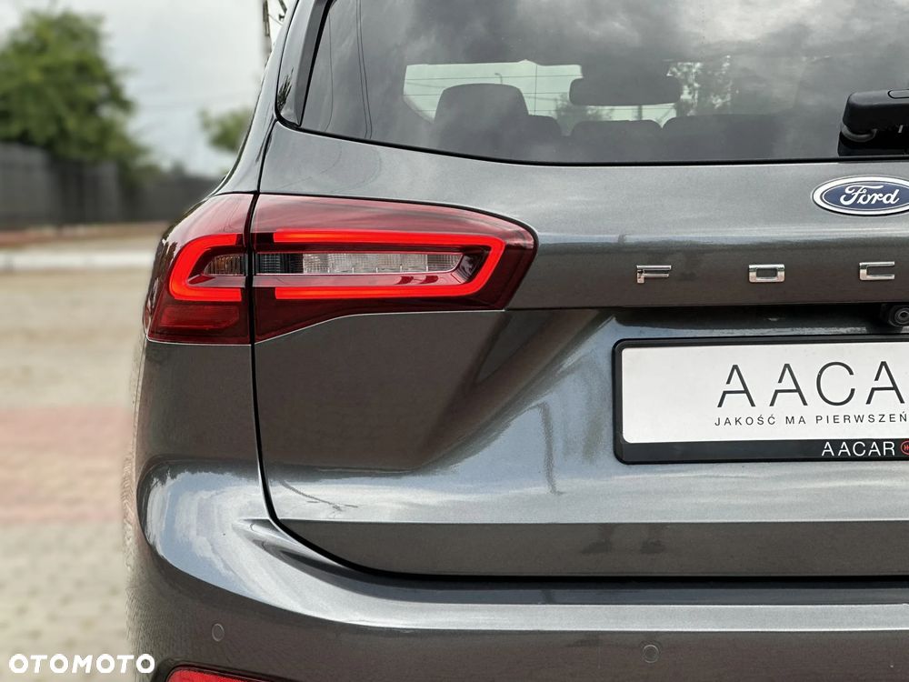 Ford Focus 1.0 EcoBoost Titanium X - 38