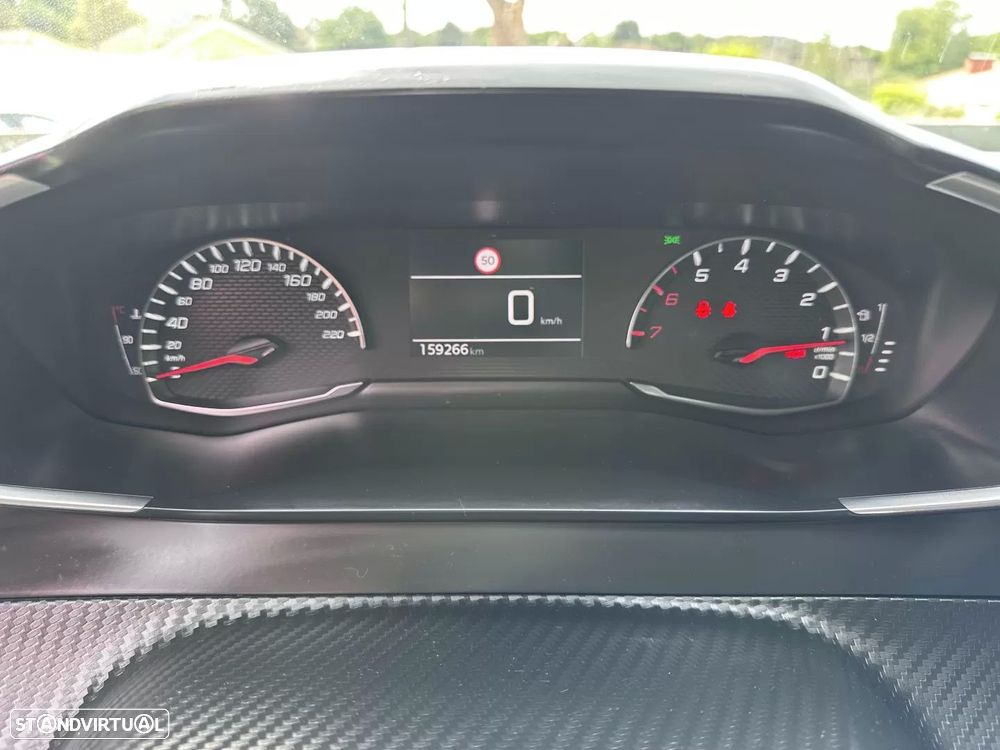 Peugeot 2008 1.2 PureTech Allure Pack - 36